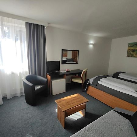 Hotel P7 Lučenec المظهر الخارجي الصورة