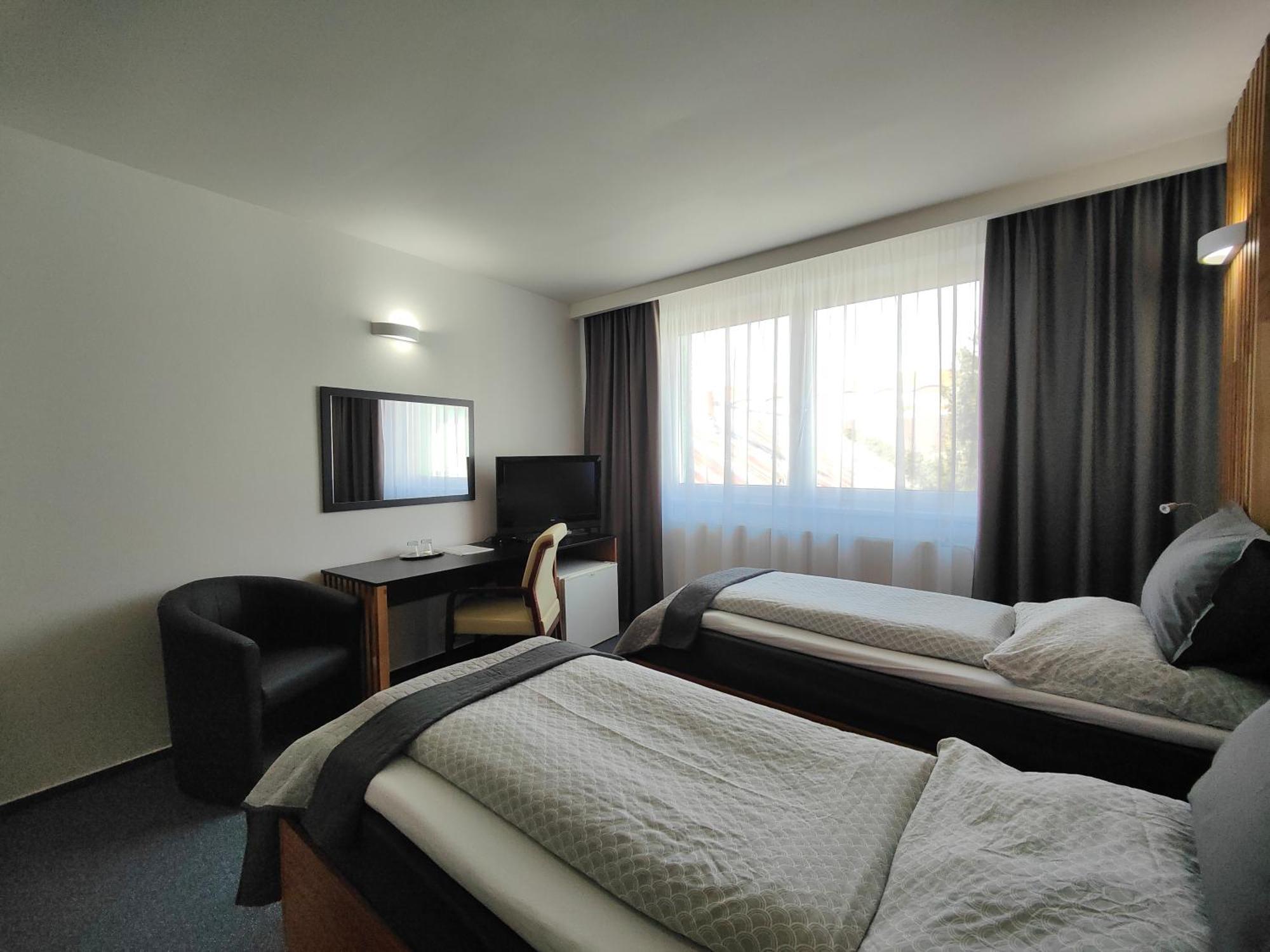Hotel P7 Lučenec المظهر الخارجي الصورة